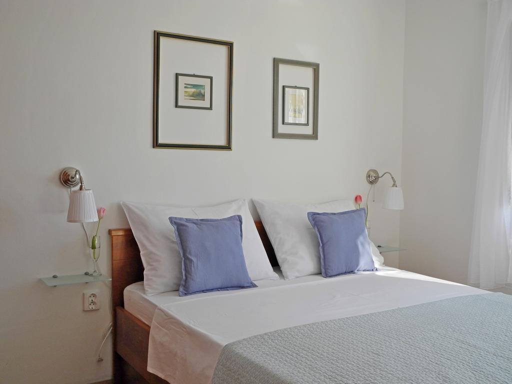 Apartments & Room Paula Stobreč Стая снимка