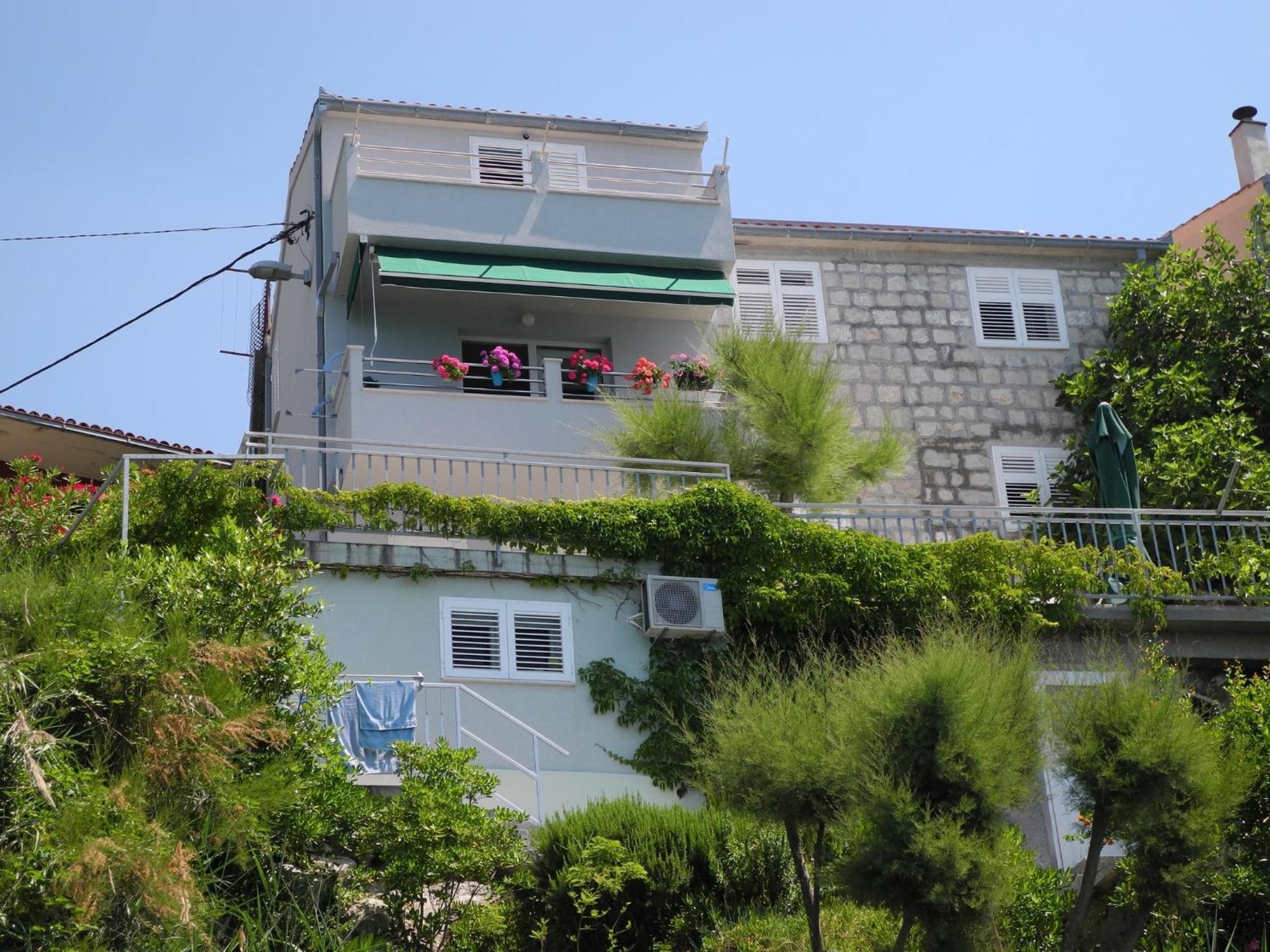 Apartments & Room Paula Stobreč Екстериор снимка