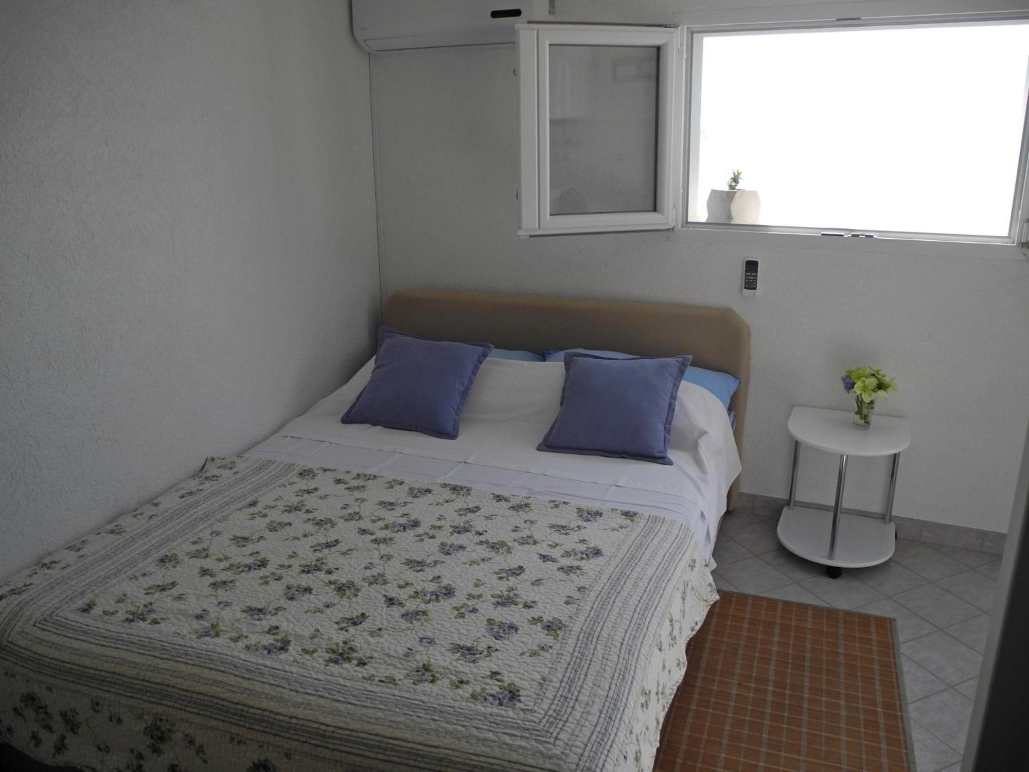 Apartments & Room Paula Stobreč Стая снимка